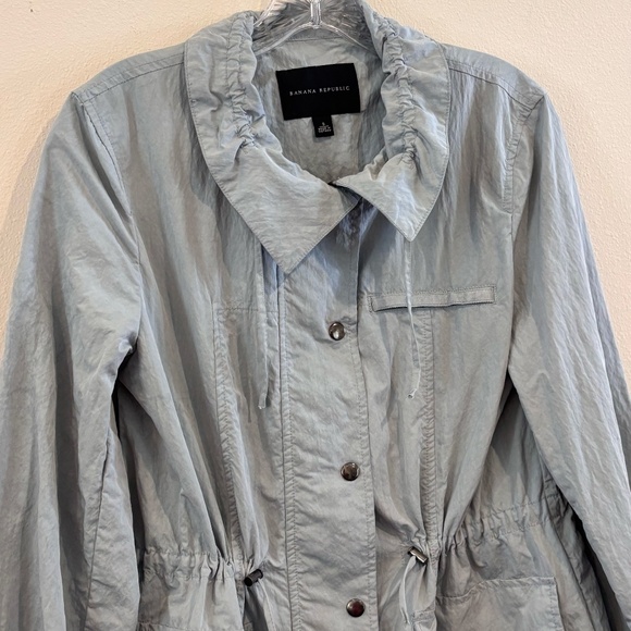 Banana Republic Women's SZ S Trench Coat Jacket Adjustable Waist Light Green - Picture 2 of 14